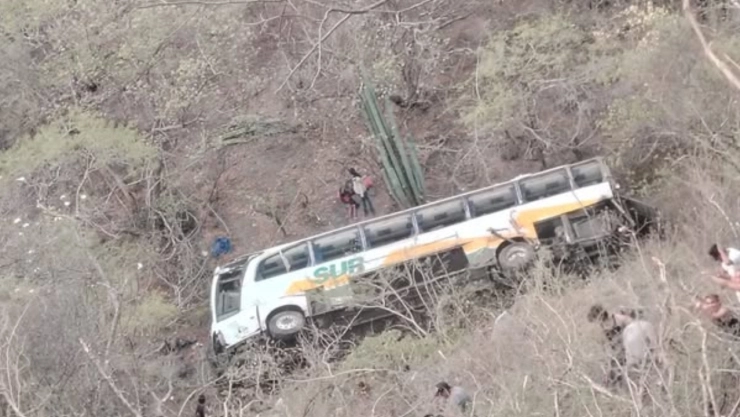 Vuelca-autobús-en-Puebla