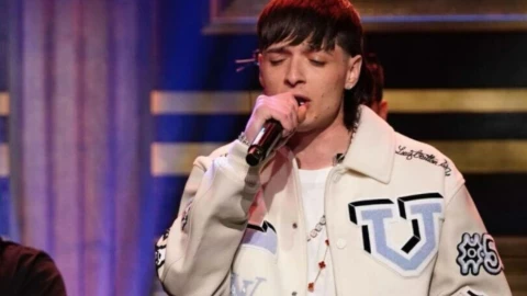 Cuánto cobra Peso Pluma por concierto en México