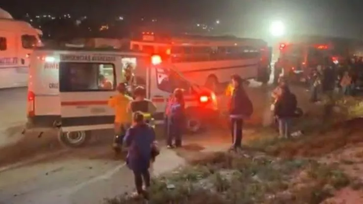 Accidente en el bulevar 2000 deja decenas de heridos y provoca tráfico intenso