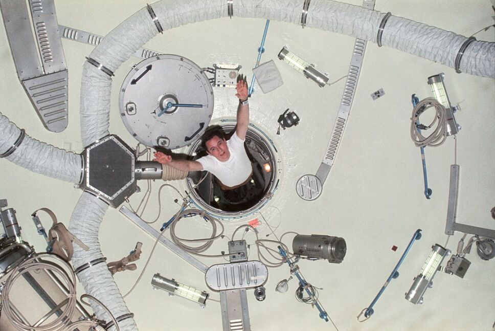 Huelga, Espacio, Skylab 4.jpg