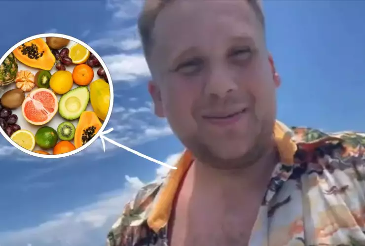 INFLUENCER SUFRE QUEMADURAS POR CONSUMIR FRUTA EN MÉXICO.