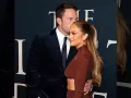 JLO y Ben beso.jpg