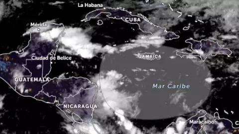 Esta es la UBICACIÓN exacta de la Baja Presión que se enfila hacia la Península de Yucatán