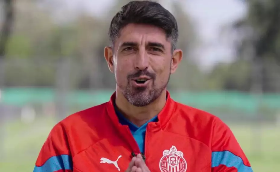Veljko Paunović Chivas entrenador nuevo Fernando Hierro