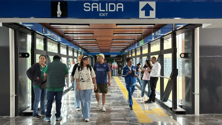 Horario del Metro CDMX el 15 de septiembre 2026: A qué hora cierra y rutas para llegar al Zócalo