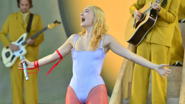 Lorde anuncia nuevo material