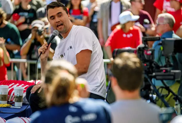 Muere Charlie Kirk luego de atentado en universidad de Utah