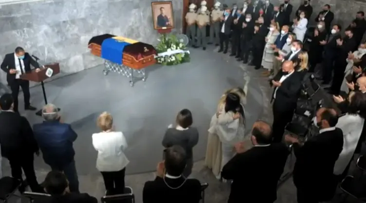 homenaje-aristoteles-sandoval- (1).jpg