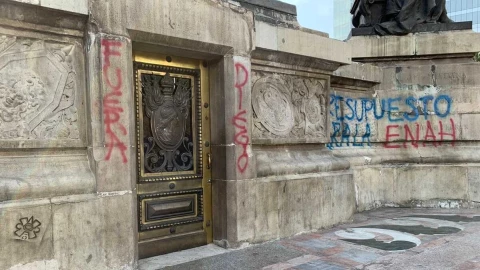 inah estudiantes enah angel independencia