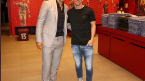 Messi junto a Suárez..jpg