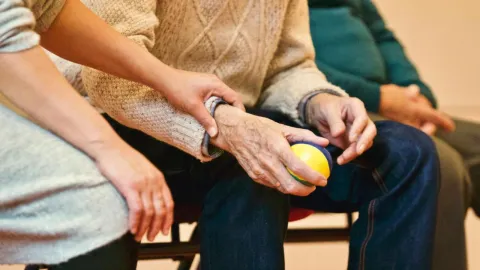 ¿Qué problemas enfrentan los adultos mayores en México?