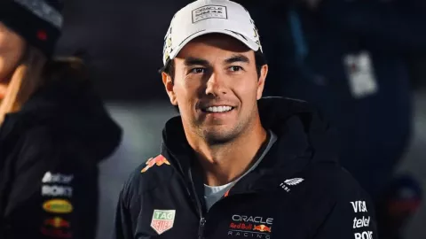 El piloto mexicano Checo Pérez