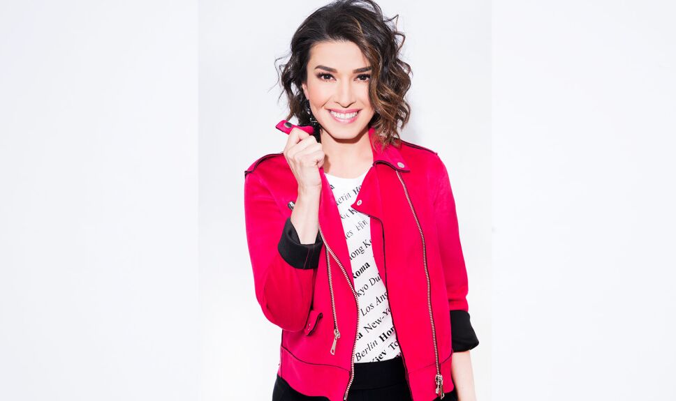 Laura G Todo un Show