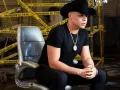 Eduin Caz sombrero.jpg