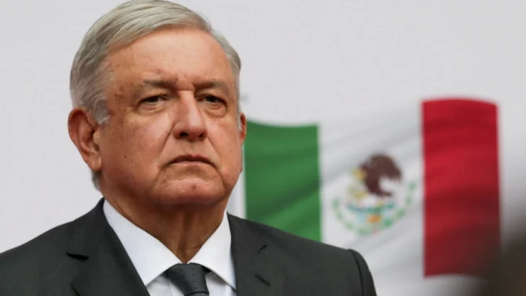 amlocoronavirusvacunamillones.jpg
