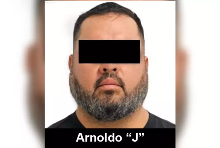 buscado FBI detenido.jpg