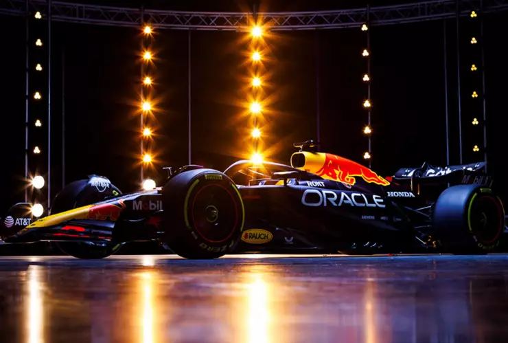 Red Bull presenta el rb21 para la temporada 2025 de la F1.