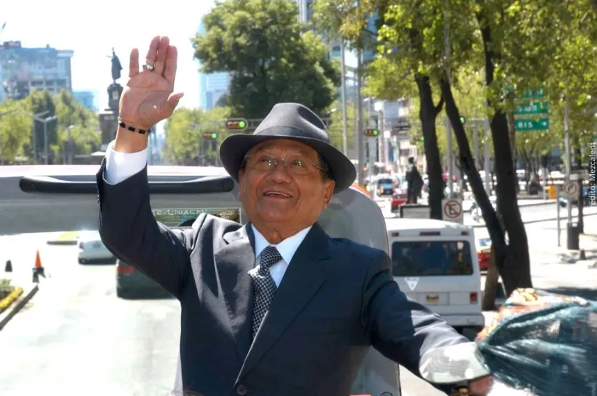 Armando Manzanero.