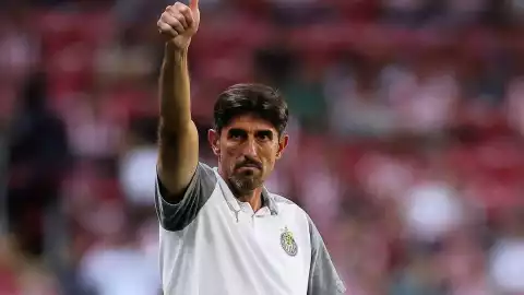 ¡Inspiración!! Paunovic utilizó a Canelo Álvarez como ejemplo en Chivas