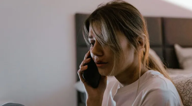 Llamadas silenciosas: Por qué te marcan, respondes y nadie contesta