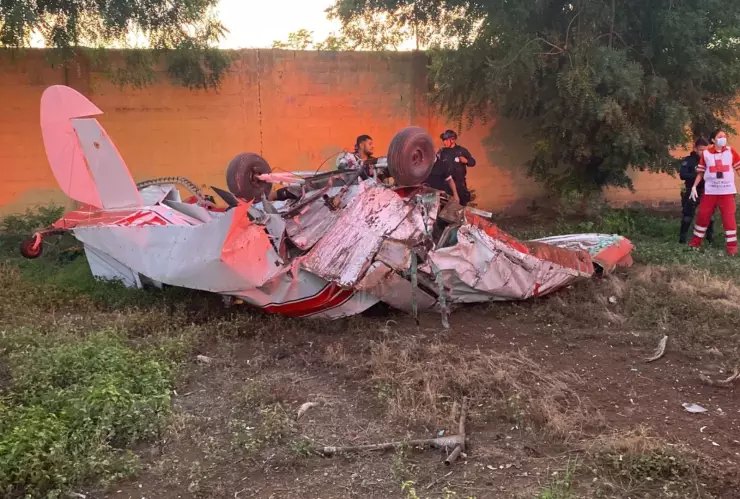 Muere piloto de avioneta en revelación de sexo, en Navolato