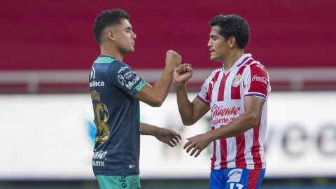 Disfruta EN VIVO Puebla vs Chivas en Azteca Deportes