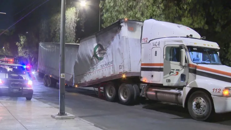 Explosión en Tacuba deja mascotas heridas y autos dañados