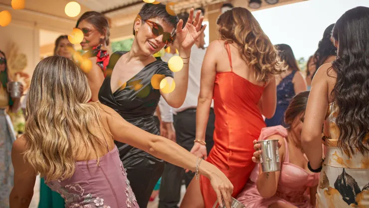 apellidos mujeres fiesteras