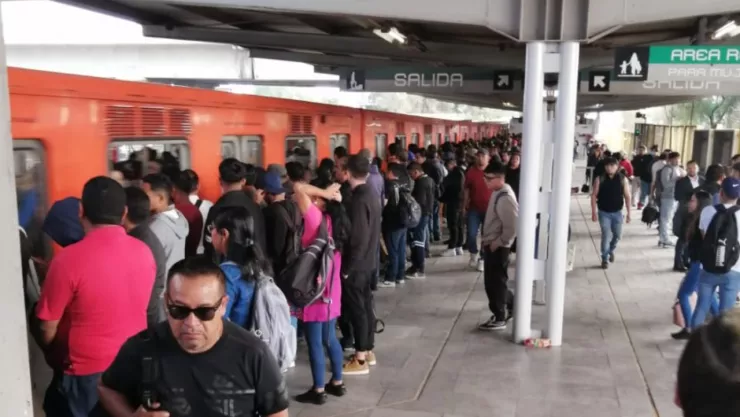 Línea B del Metro CDMX suspende servicio por caída de árboles