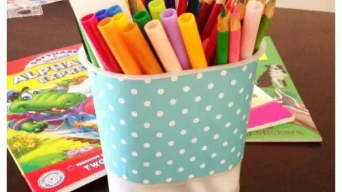 7 ideas para reciclar los botes de yogurt y darles una segunda vida en el hogar