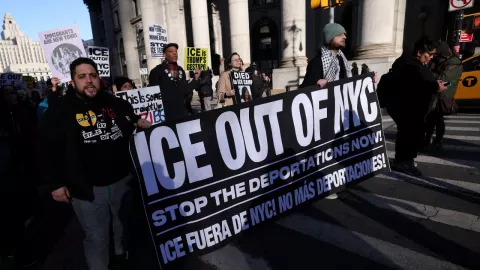 Protestas en Nueva York contra agentes del ICE tras muerte de mujer en Minnesota
