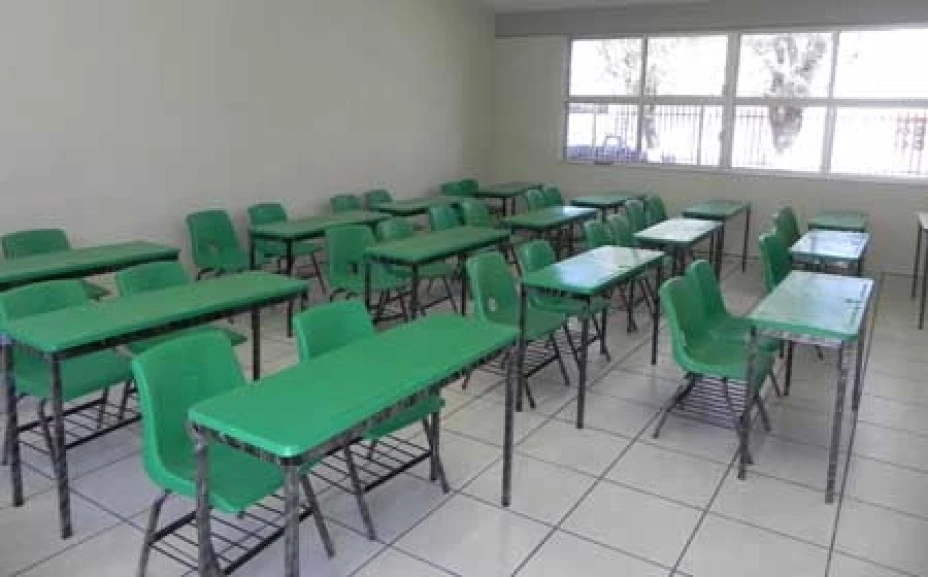 SEP descontó 19 millones a profesores faltistas del DF