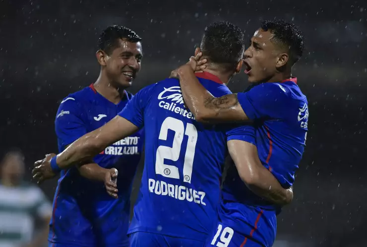 Cruz Azul se lleva tres puntos