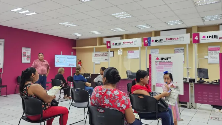 Así puedes tramitar tu credencial de elector los sábados en cualquier módulo del INE