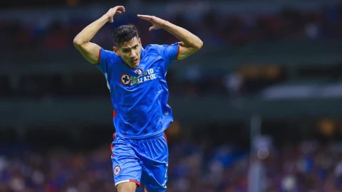 Uriel Antuna con Cruz Azul