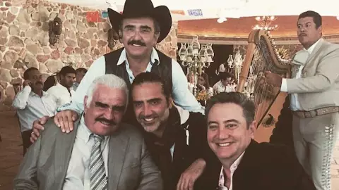 Vicente Fern&aacute;ndez muri&oacute; sacerdote