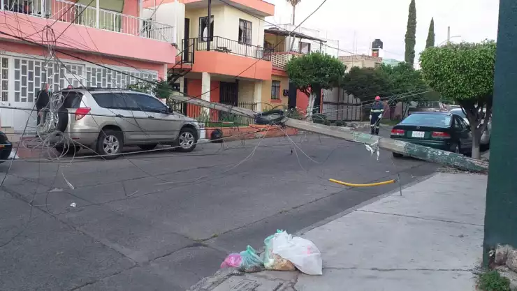 Isla Barlvovento con poste caído