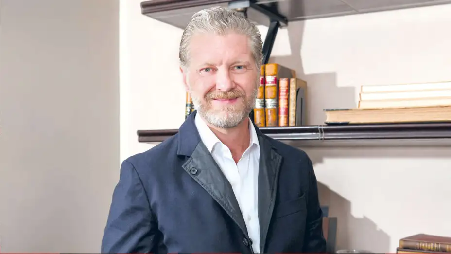 Luciano Pascoe.