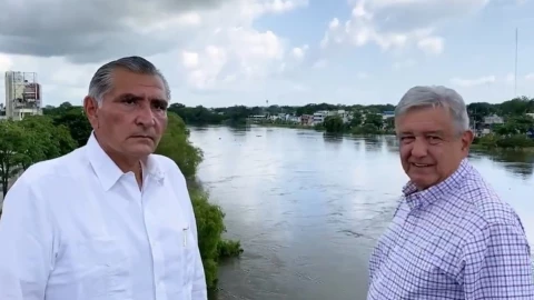 A través de un video publicado en redes sociales, AMLO en compañía del gobernador de Tabasco, Adán Augusto López, informó acerca de estos decesos.