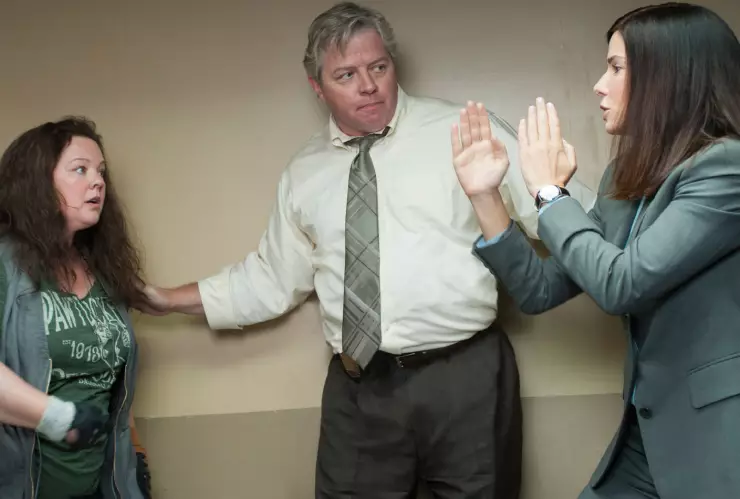 Chicas armadas y peligrosas