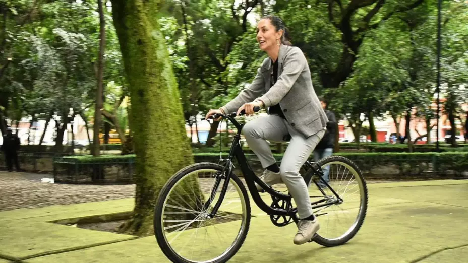 Del ballet al remo, ¿qué otros deportes practicaba Claudia Sheinbaum?