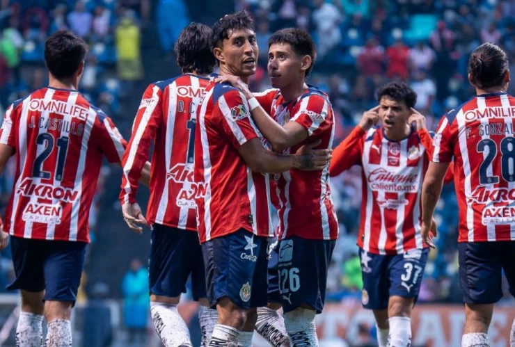 Chicharito Hernández convocatoria Chivas 2025.png