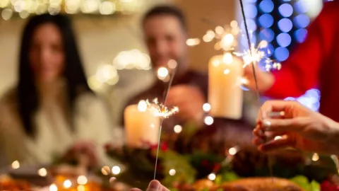 elemtnos originales de una posada de navidad.jpg