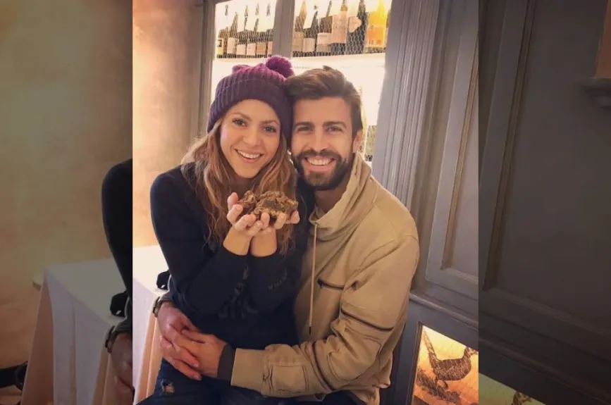 Shakira y Pique FIFA BALLON 2011.jpg