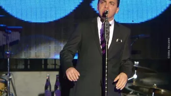 Cristian Castro.