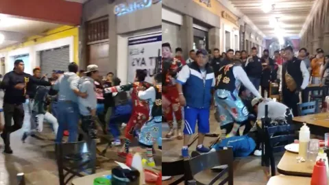 Puebla-pelea.entre-payasos-trabajadores-bocinas