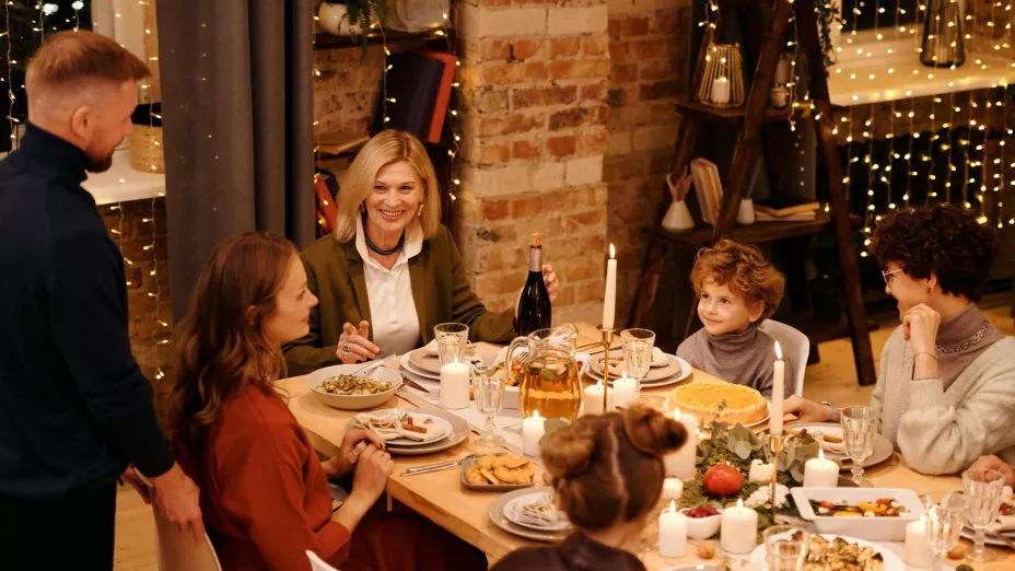 ¿Ya es tiempo de llevar a tu pareja a la cena de Año Nuevo? Así puedes saberlo
