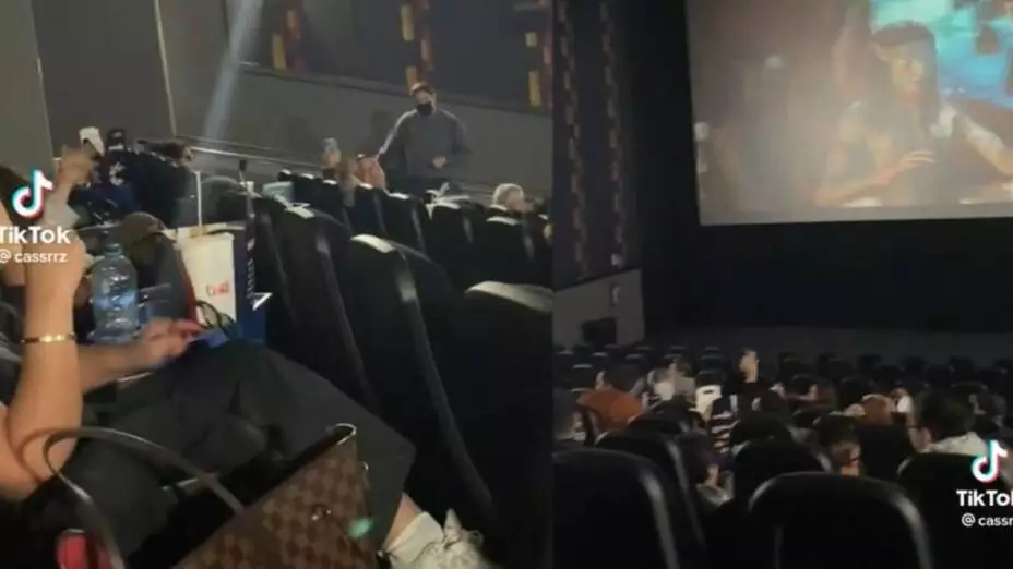 Pareja tiene relaciones sexuales en función de Avatar