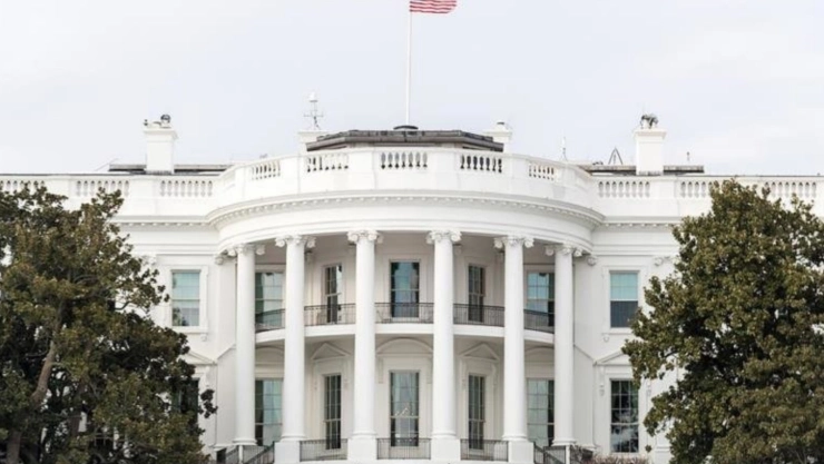 Casa Blanca contradice a Trump por accidente