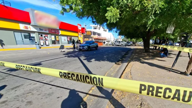 Balean camioneta en Terranova, Culiacán